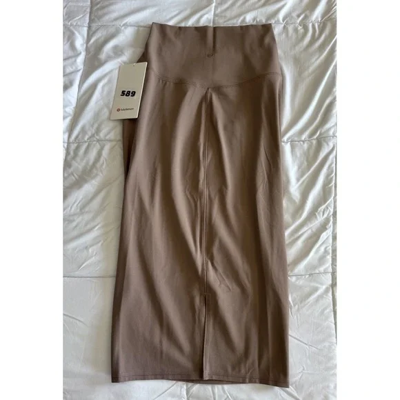 Lululemon Nulu Slim-Fit High-Rise Skirt, TPTC, Size 4, Brown Taupe Stretchy NWT